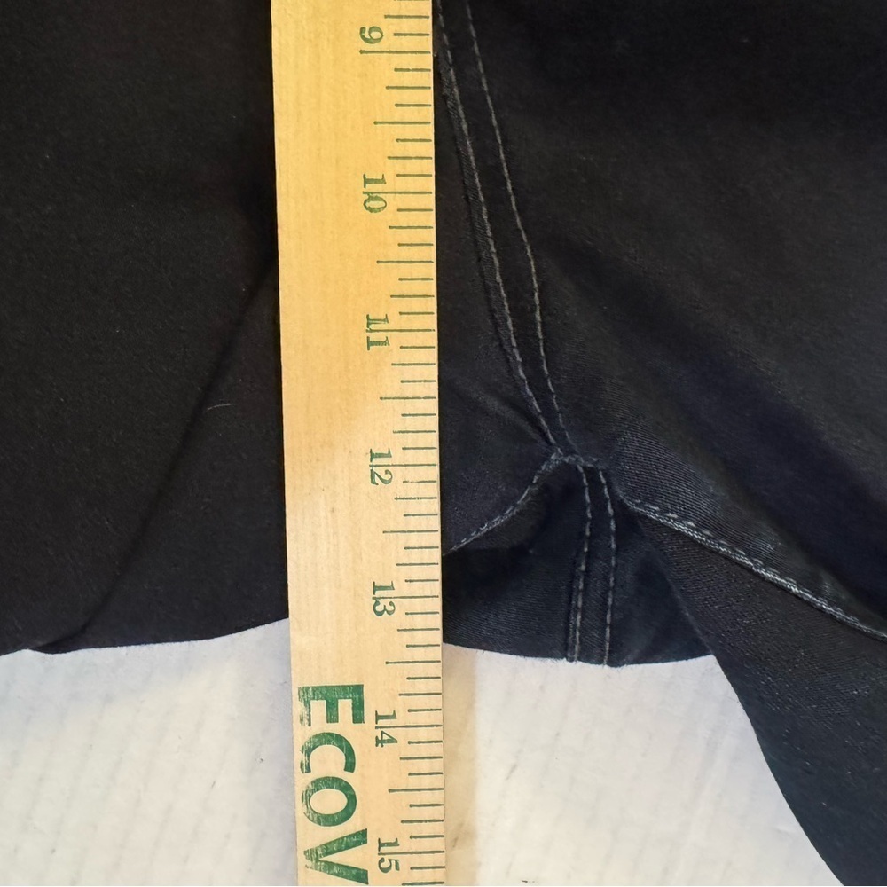 Bandolino Slightly Tapered Leg Black Jeans - Picture 7 of 7